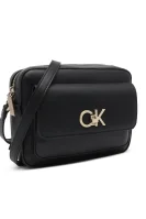 Poštarska torba RE-LOCK CAMERA W/FLAP Calvin Klein crna