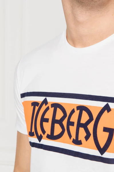 T-shirt | Regular Fit Iceberg bijela